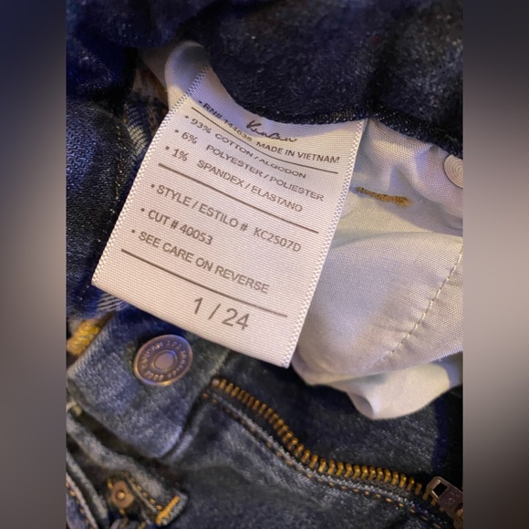 JEANS BUNDLE - Picture 3 of 5